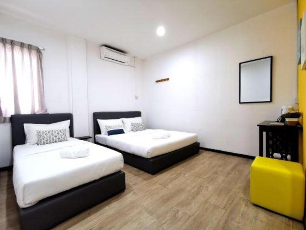 Oyo 89398 Doorbellz Hotel Kota Kinabalu Exterior foto